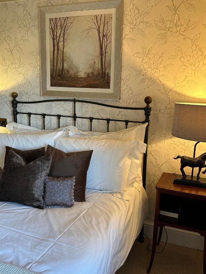 Burford Lodge Hotel - Adults Only Exterior foto